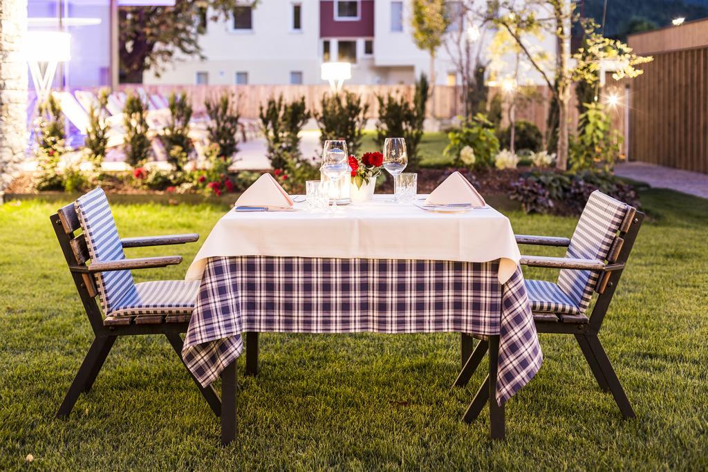 Hotel Restaurant Langgenhof Brunico Esterno foto
